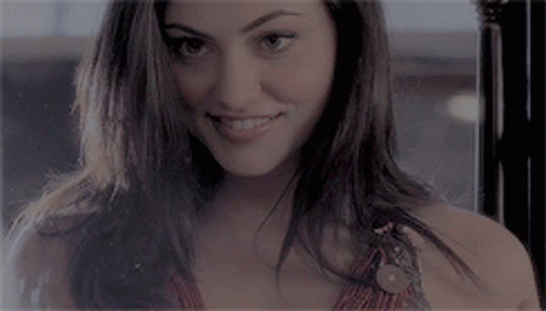 Wide Smile Phoebe Tonkin GIF