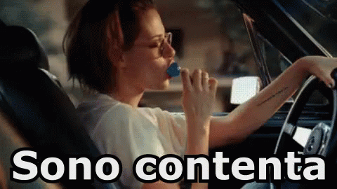 Woman Drinking Bottle Driving Car Sono Contenta