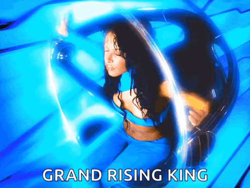Woman Grand Rising King