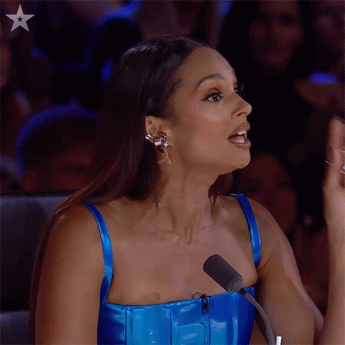 Woman in Blue Dress Says That Was Amazing