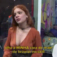 Woman in Plunging Neckline Says Olha a Minha Cara de Main de Brawler No-Skill