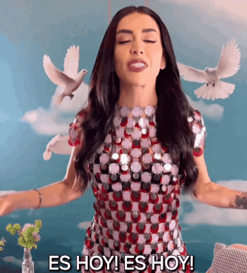 Woman in Sequined Dress Says Es Hoy Es Hoy
