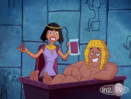 Woman Next to Man in Bathtub in2 tv