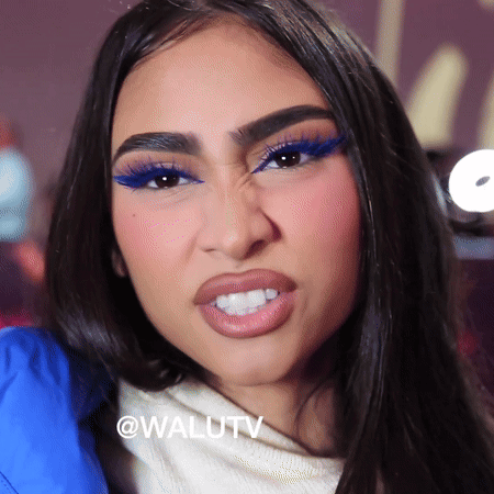Woman's Face with @walutv