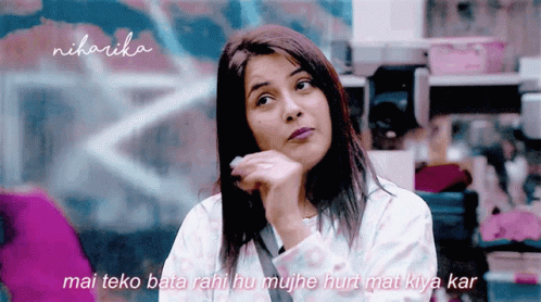 Woman Saying Mai Te Ko Bata Rahi Hu GIF