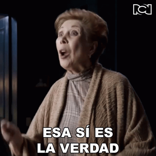 Woman Says Esa Si Es La Verdad in Dark Room