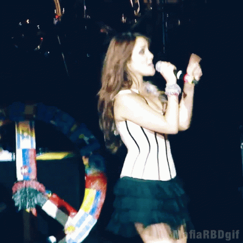Woman Singing Into Microphone Mafia Rbdgif GIF