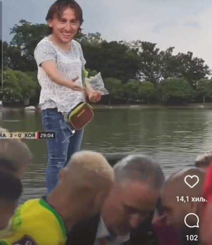 Woman Standing In Water Score 3 To 0 Kor GIF