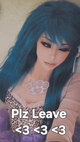 Woman With Blue Hair Plz Leave <3