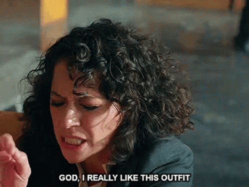 Woman With Curly Hair God I Really Like This Outfit