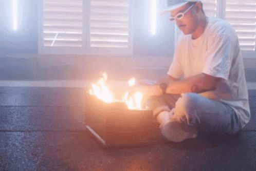 Writing Fire Leoniden Burning Piano GIF