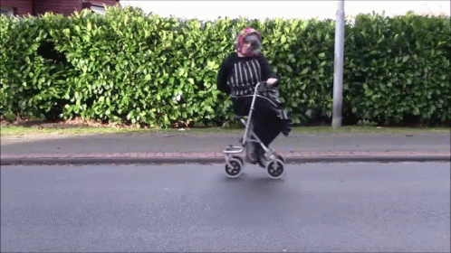 Old Lady Gif File 4540kb GIF