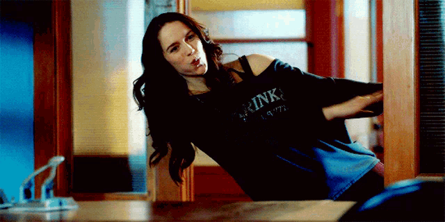 Wynonna Earp Hey Gif GIF