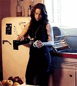 Wynonna Erap Gif GIF