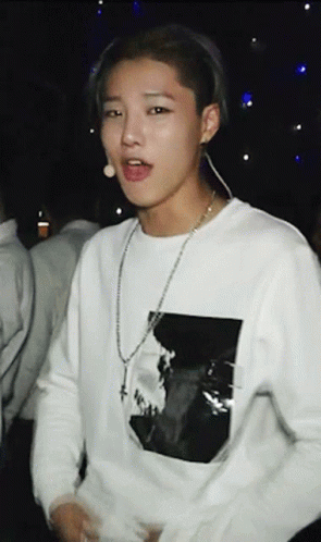 X1 Choi Seungyoun Flexing Abs Kpop GIF