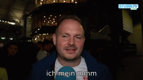 Xabi Alonso GIF