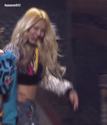 Yarp Swag Dance Kpop Kim Hyoyeon GIF