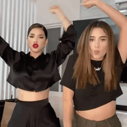 Yasss Sexy Ladies Sultry Dance GIF