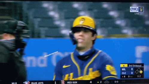 Yelich Smiling After A Home Run GIF