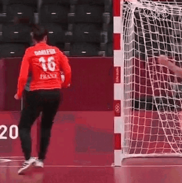 Yes Darleux Cleopatre Gif GIF