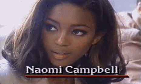 Young Modelo Naomi Campbell Smiling GIF