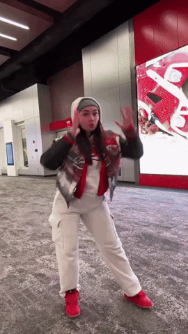 Youtuber Boom Boom Mall Tiktok Dance GIF