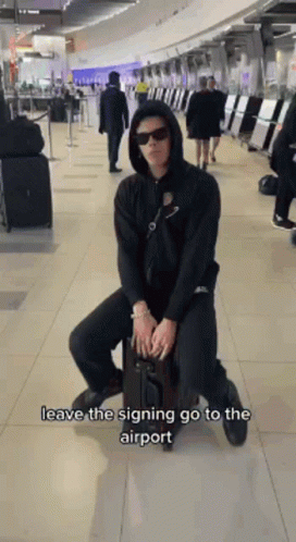 Yungblud Leave Signing Went To Airport Rides Luggage GIF