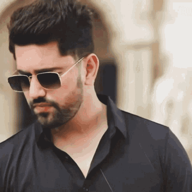 Zain Imam Muskuraa Lena Tum Gif GIF