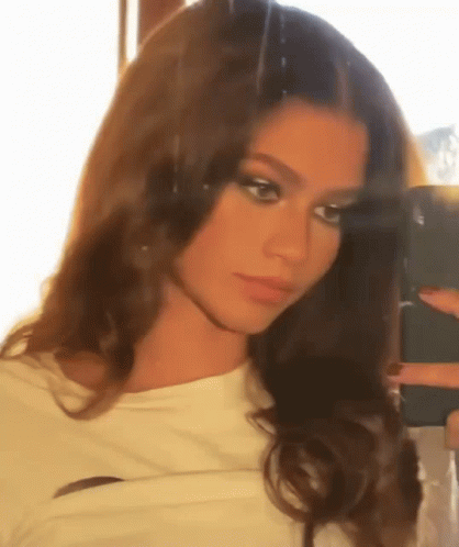 Zendaya Mirror Video GIF