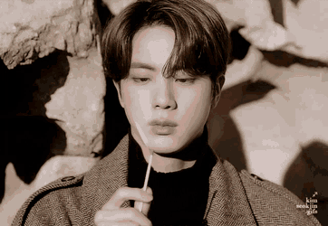 043012 Kim GIF