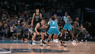 A Basketball Game Between The Celtics And The Harrier 'S GIF