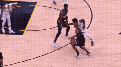 A Basketball Game Is Being Played Between The Phoenix Suns And The La Clippers GIF