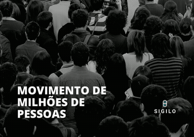 A Black And White Photo Of A Crowd With The Words Movimento De Milhoes De Pessoas On The Bottom GIF