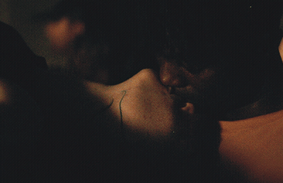 A Blurred Image Of A Person 'S Neck And Shoulder GIF