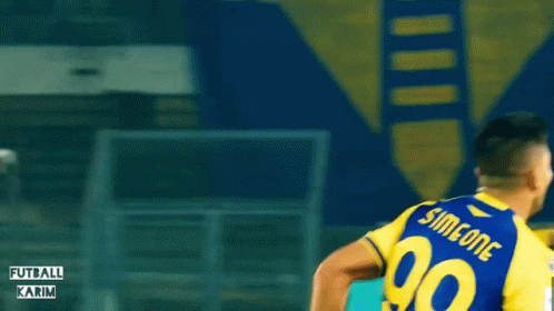 A Blurred Image Of Two Soccer Players With The Words Futball Karim In The Corner GIF