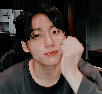 A Close Up Of A Person 'S Face With Tae.tumblr.com Written On The Bottom Right Corner GIF