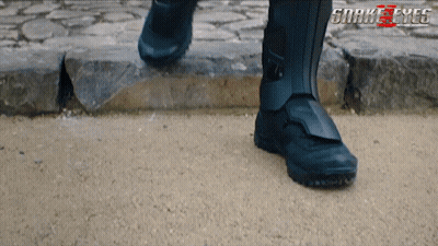 A Close Up Of A Person 'S Feet With The Words Snake Eyes On The Bottom Right GIF