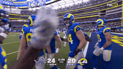 A Football Game Between The Rams And The Detroit Lions Is Being Broadcast On Fox Nfl GIF