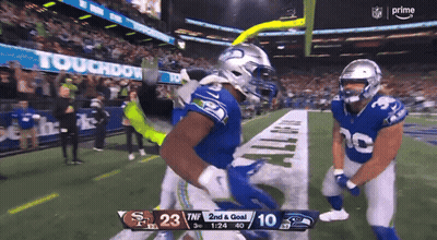 A Football Game Between The Seahawks And The San Francisco 49Ers Is Underway GIF