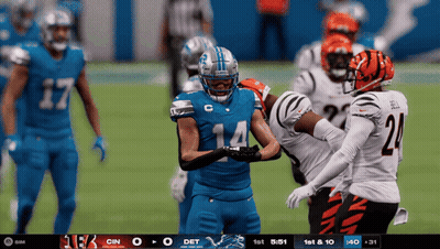 A Football Game Is Being Played Between The Detroit Lions And Cincinnati Bengals GIF