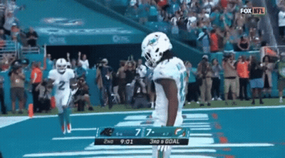 A Football Game Is Being Shown On Fox Nfl And The Score Is 7 To 7 GIF