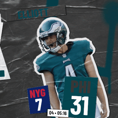 A Football Player Named Elliott Is Wearing A Nyg Jersey GIF