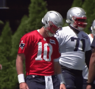 A Football Player With The Number 10 On His Jersey GIF