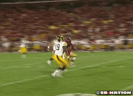 A Football Player With The Number 19 On Their Jersey GIF