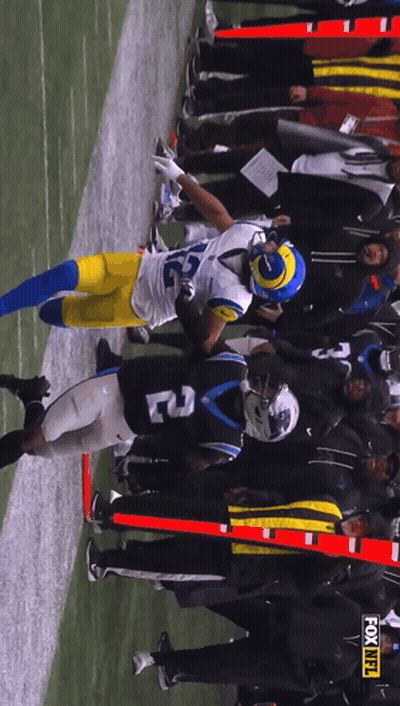 A Football Player With The Number 22 On His Jersey GIF