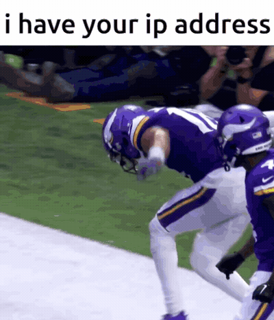 A Football Player With The Number 4 On His Jersey GIF