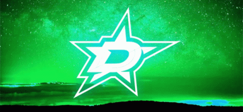 A Green And White Star With The Letter D In The Middle GIF