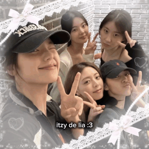 A Group Of Girls Are Posing For A Picture With The Caption Itzy De Lia 3 GIF