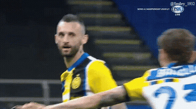 A Man In A Yellow And Black Jersey With The Number 22 On It GIF