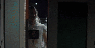 A Man Wearing A T-Shirt With A Picture Of Che Guevara On It GIF